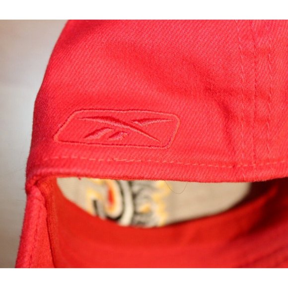 NHL Hockey Vintage Calgary Flames Stretch Baseball Hat Cap One Size Reebok Red - Picture 4 of 10